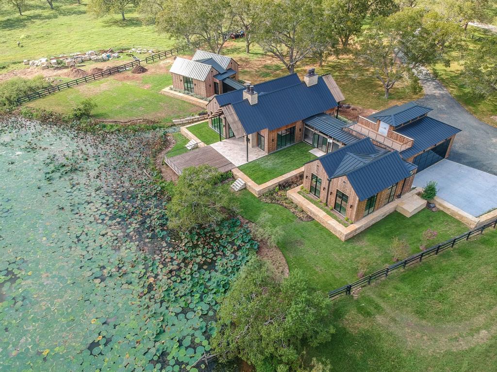 The aerial view of the home clearly reveals the pod design that works in this setting. (Photo by ProHouston)
