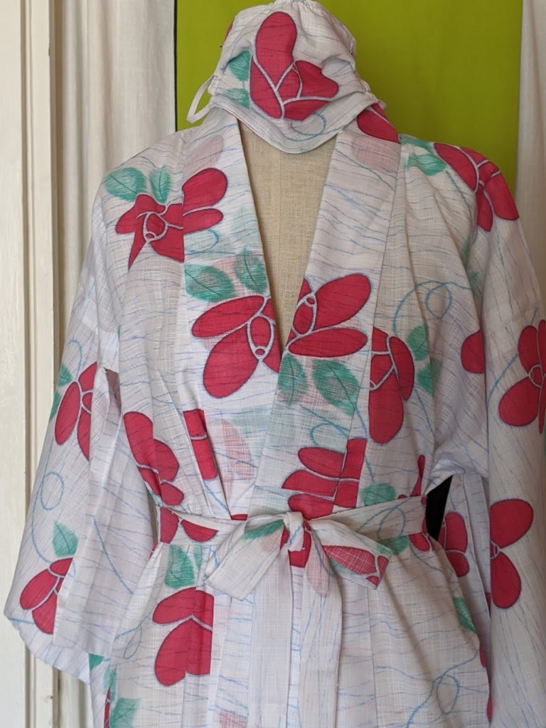 Bright and cheerful yakata summer kimono and mask set with matching mask and belt from Kimono Zulu