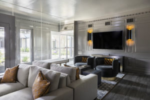 Syndenham Clinic's well-appointed interiors designed by Lucinda Loya convey serenity. (Photo by Julie Soefer)