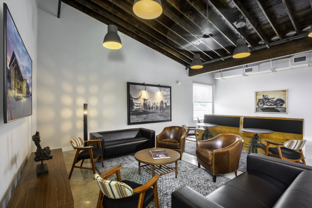 The clubhouse lounge at Eric & Jay's RV Resort located several miles south of the Texas Medical Center.  (Photo by Shannon O’Hara,)