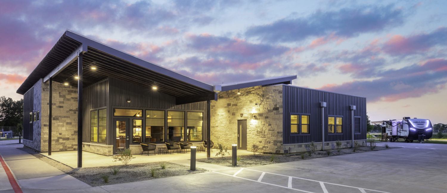Clubhouse-Night (Photo by Shannon O’Hara,)
