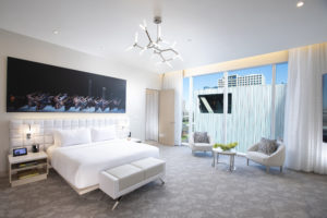 Grand Finale Bedroom dallas hall arts hotel (Photo by Robert Tsai)