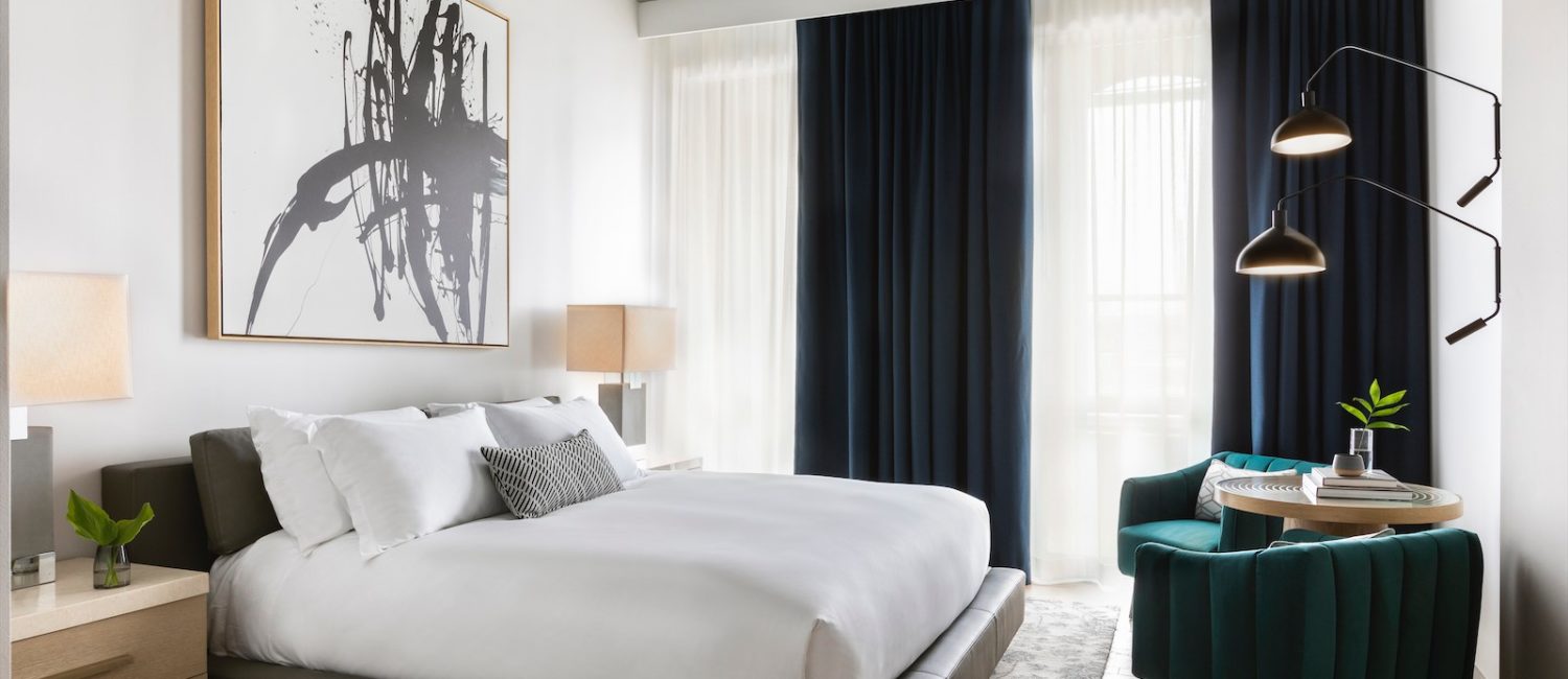 Kimpton Pittman Guest Room – 15 (Photo by Laurie Joliet)