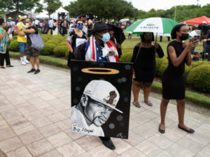 Thousands  of Houstonians gathered to remember George Floyd as his body laid in state at The Fountain of Praise church, Monday June 8, 2020Family, rappers Bun B and Trae the Truth, and Houston Mayor Sylvester Turner