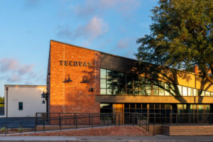 tecovas – 2 exterior building and signage
