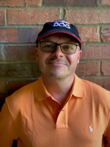 Steve Hunter Dallas Artist (Photo by Nika Kramer)