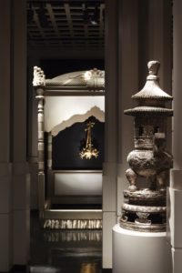 English canopy bed, 1930, made for a diplomat in India. (Photo by Pär Bengtsson)