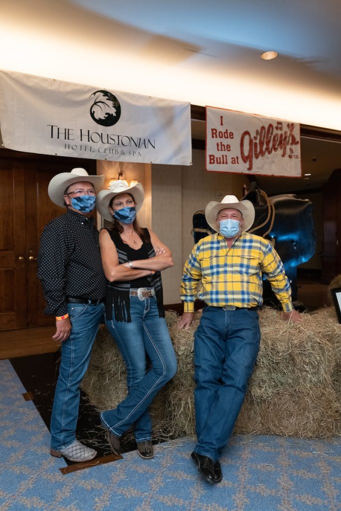 Charlie & Jesse Mapes, Dew Westbrook (Photo by Daniel Ortiz)