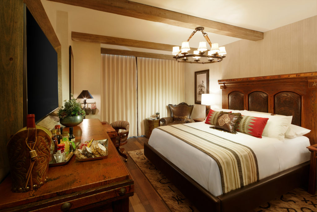A guest room in Hotel Drover. 