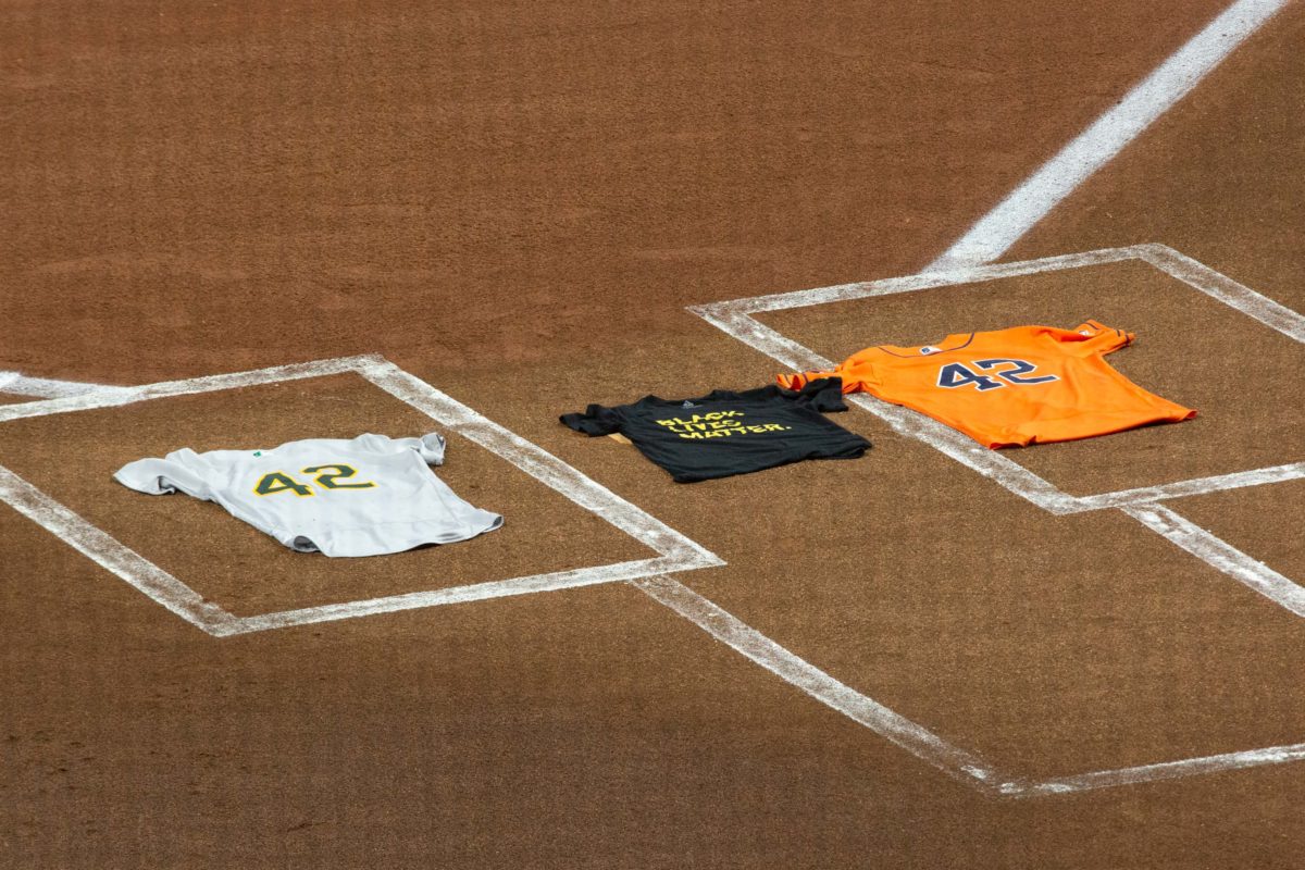 astros wearing blm shirts