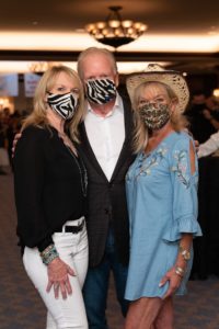 The Houstonian Urban Cowboy night Belinda & Corky Hillhouse, Keslie Reese (Photo by Daniel Ortiz)