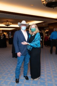 The Houstonian Urban Cowboy night  John & Gail Durie (Photo by Daniel Ortiz)