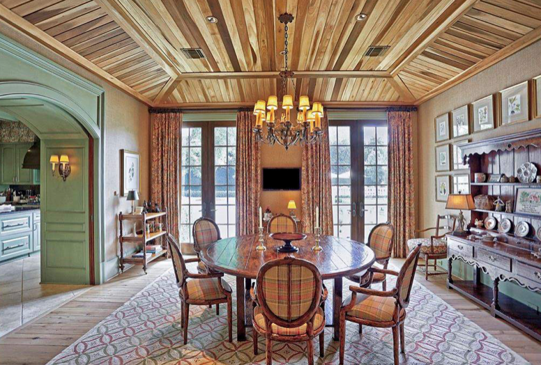 The dwelling has formal and less formal dining rooms among the vast spaces. (HAR photo)  