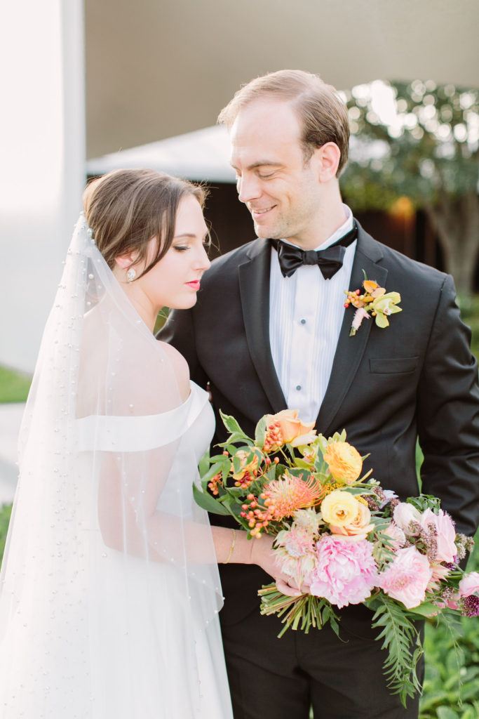 Art marries law: Ashlyn Davis Burns and Luke Burns  (Photo by Mustard Seed Photography)