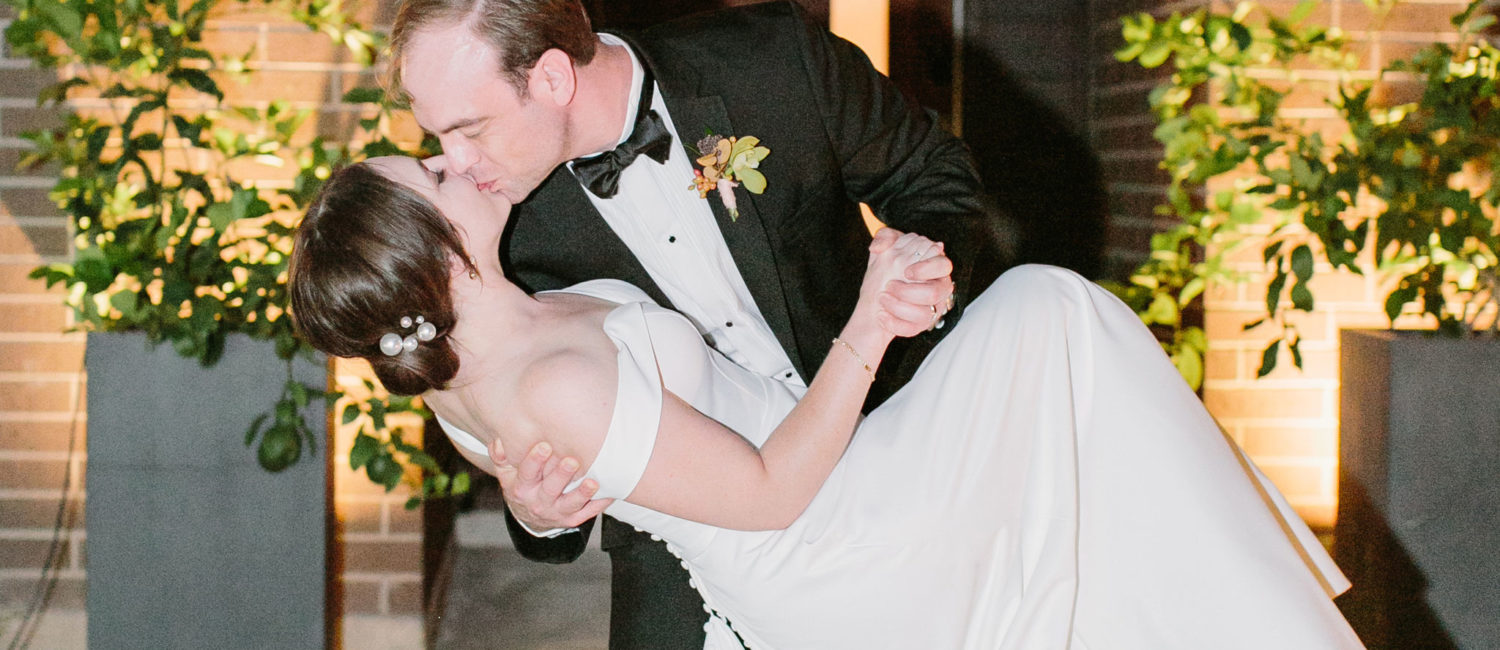 Art marries law: Ashlyn Davis Burns and Luke Burns (Photo by Mustard Seed Photography)