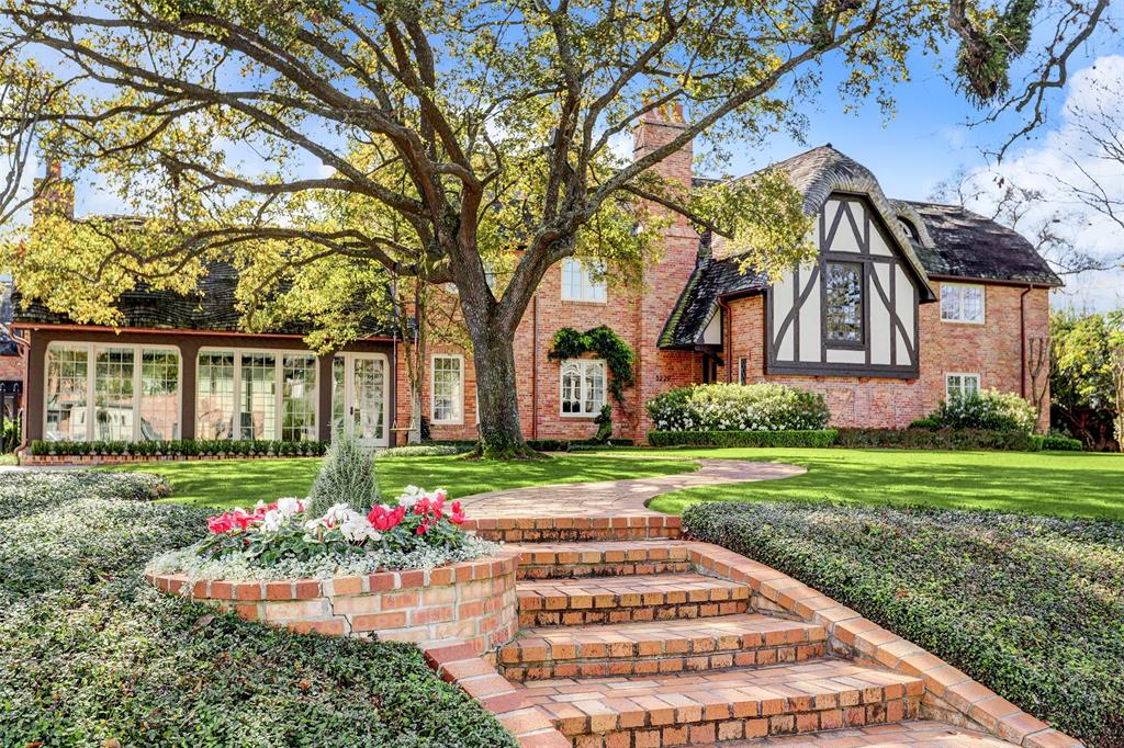 3229 Del Monte listed for $5.5 million with Dee Dee Guggenheim Howes of Compass