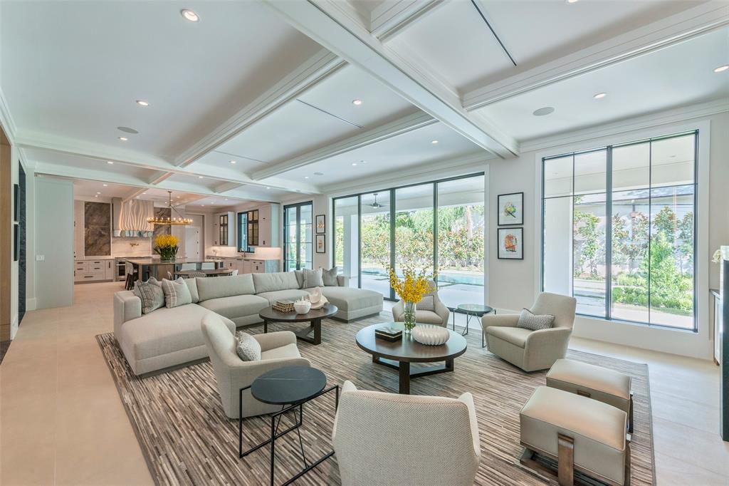 The Al Ross Luxury Home at 1059 Kirby Drive (HAR photo)