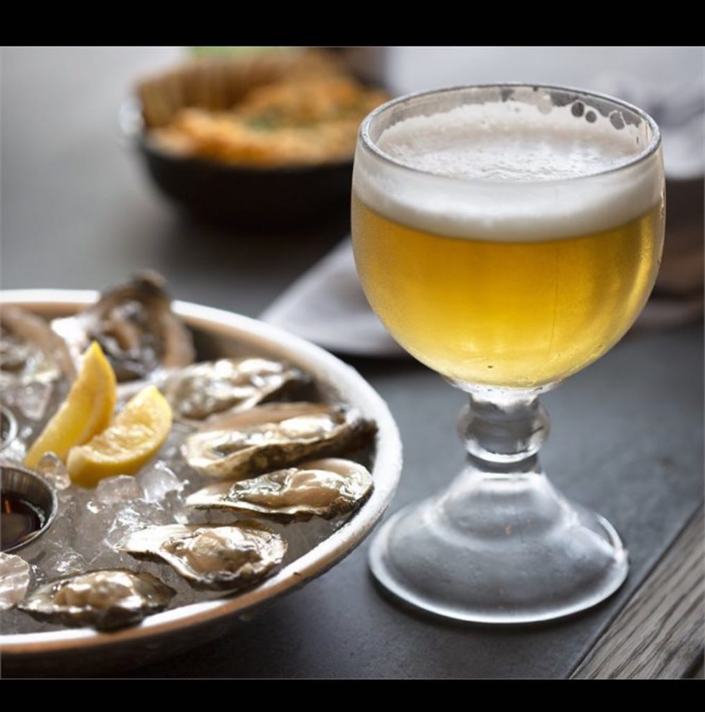 Provender Hall oysters on the half shell with an ice cold schooner. 