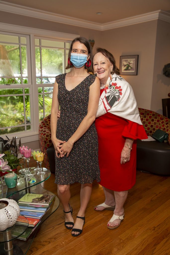 Sarah Zachary, Deborah Dunkum at a private home for viewing of the 'Reflections on Style' fashion show and program. (Photo by Jenny Antill Clifton)