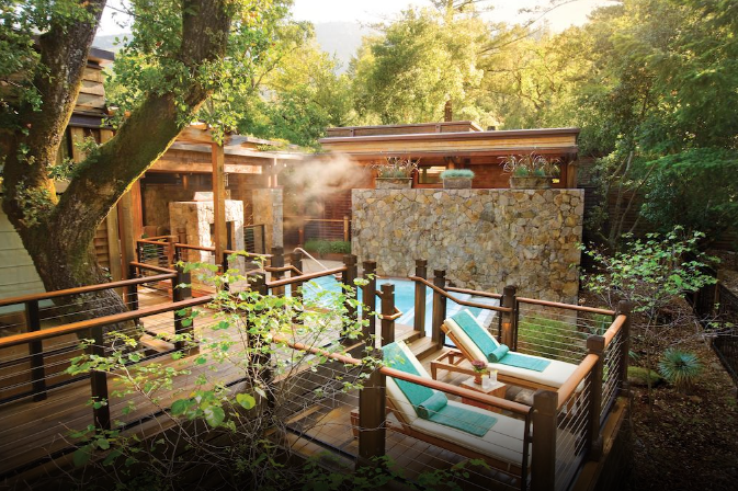 The secluded forest/vineyard setting of Calistoga Ranch made it popular with those seeking escape from reality.