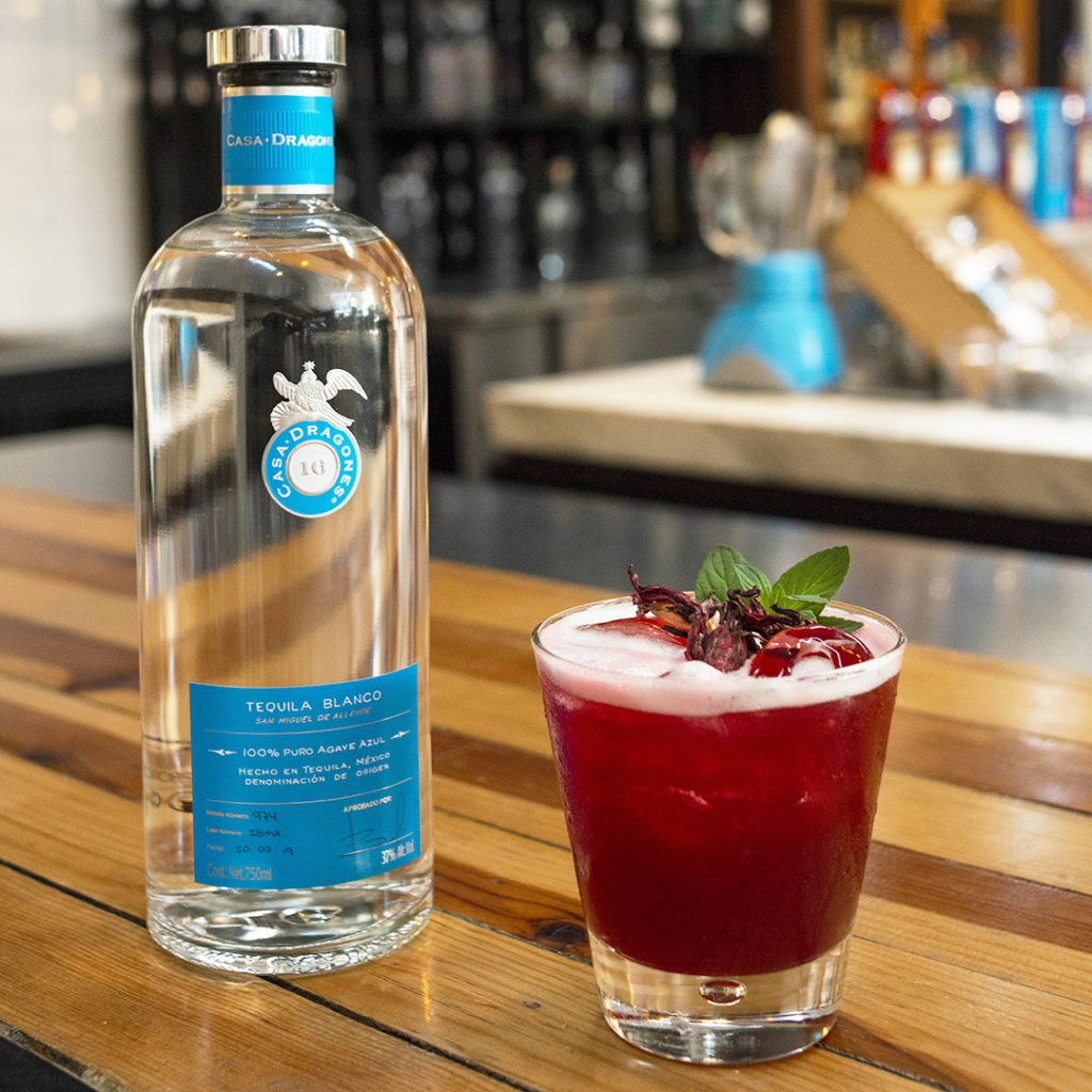Tequila Dragones Blanco – Rojo Cocktail