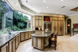Wickwild spacious kitchen