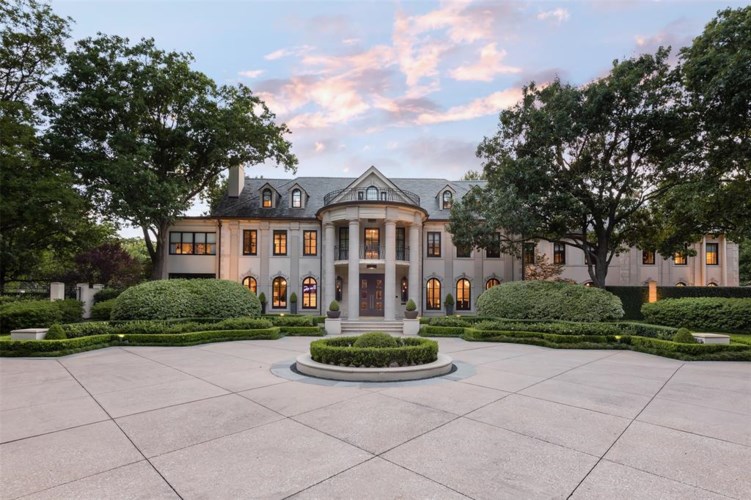 Volk Estates Dallas 14391945 (Photo by Alex Perry , Allie Beth Allman & Assoc.)