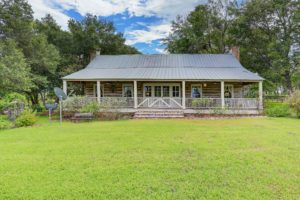 1711 Highway 237 South, Round Top