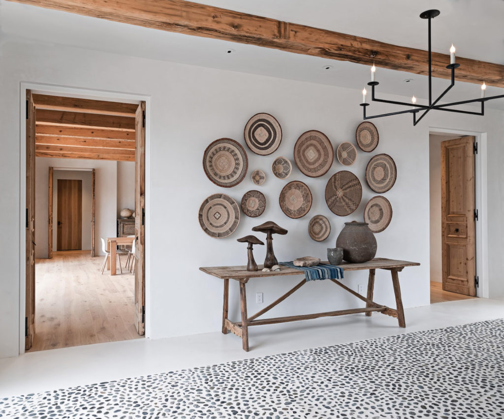 Winning Entry, Residential Architectural Design Over 3,500 Square Feet (TIE): Cusimano Architect (photo by Zac Seewald)