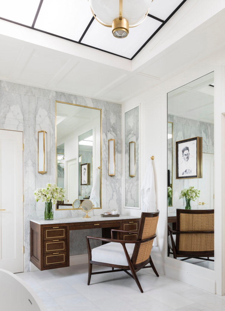 Winning Entry, Singular Space - Bath: Marie Flanigan Interiors (photo by Julie Soefer) 