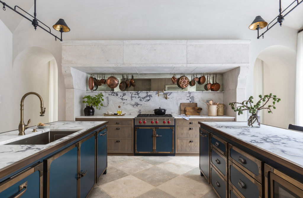 Winning Entry, Singular Space - Kitchen: Marie Flanigan Interiors (photo by Julie Soefer) 