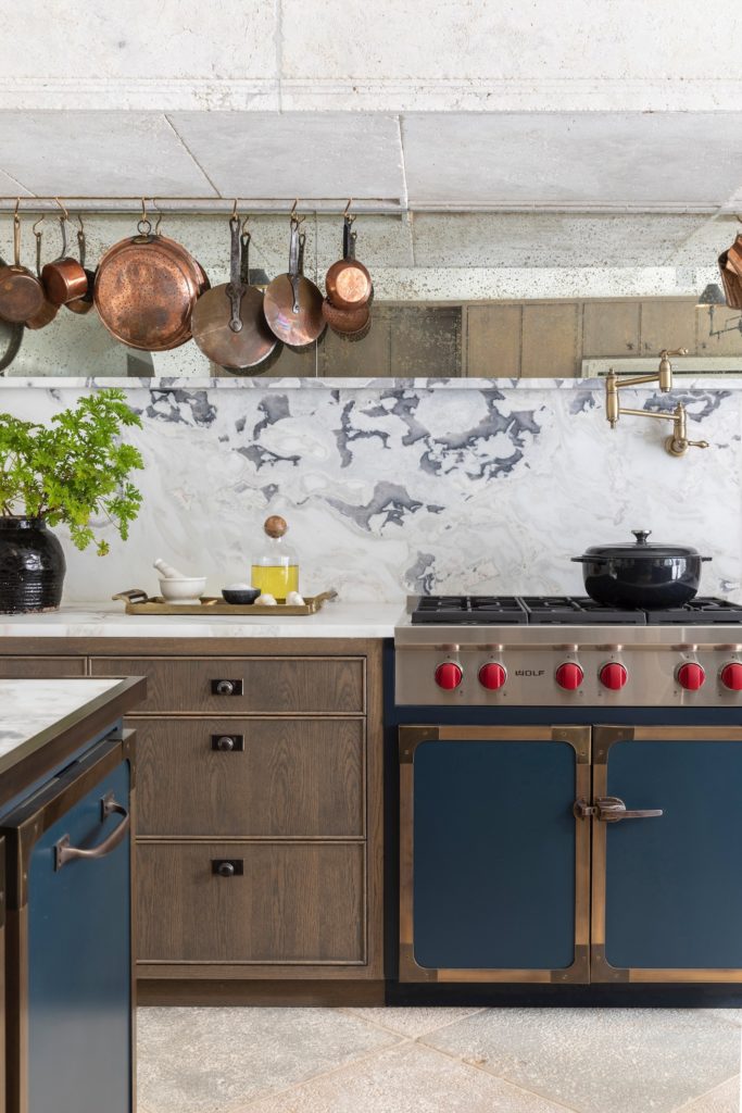 Winning Entry, Singular Space - Kitchen: Marie Flanigan Interiors (photo by Julie Soefer) 