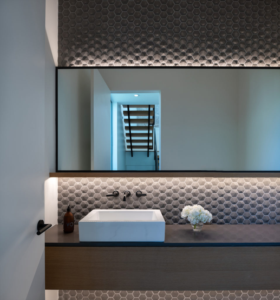 Winning Entry, Residential Architectural Design Under 3,500 Square Feet: StudioMET Architects (photo by Luis Ayala)