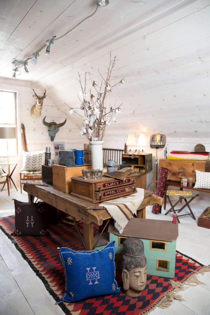 A Round Top shop. (Photo Jenny Antill Clifton)