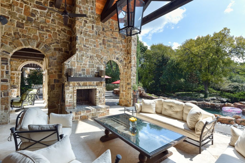 One of three covered terrace spaces.