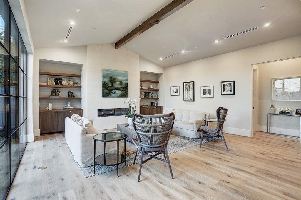 Martha Turner Sotheby's International Realty agent David B. Atkins staged this home in Spring Valley with furnishings from is warehouse.  (Photo by Shelby Hodge)