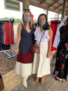 Bethany Buchanan and Stephanie Fleck at Hope Farm’s Fashion in the Fields outing benefiting Recipe for Success. (Photo by Shelby Hodge)