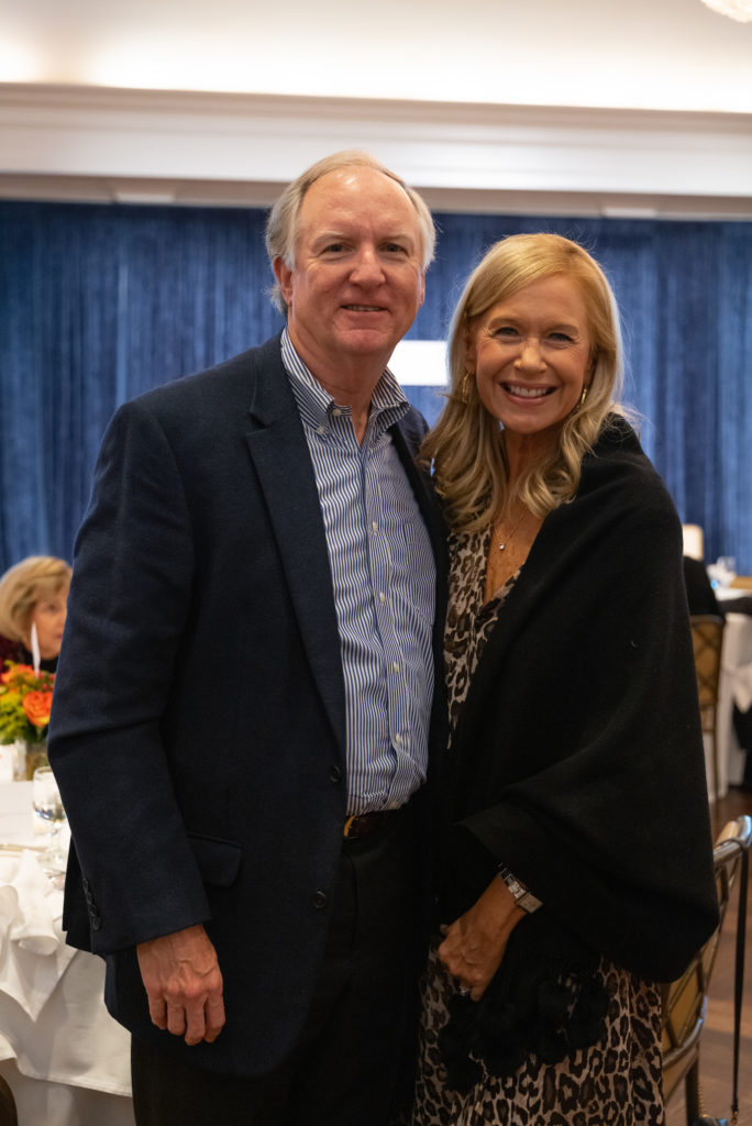 Paul & Pam Thompson at the Houston Hospice Laura Lee Blanton Community Spirit Award dinner. (Photo by Daniel Ortiz)