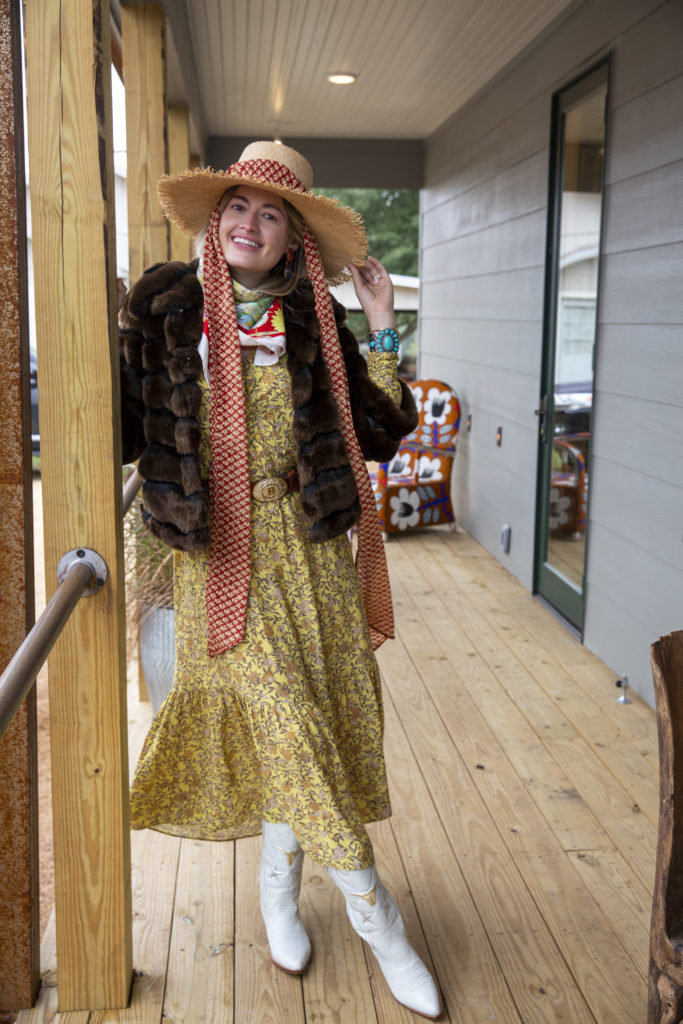 On a chilly fall day, hat designer Sarah Bray dresses for the Round Top Antiques Fair.  (Photo by Jenny Antill Clifton)