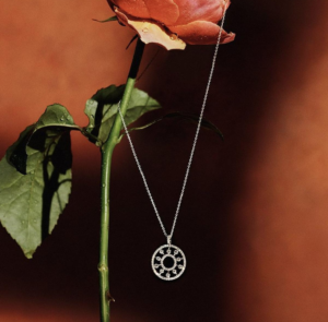 De Beers Dewdrop