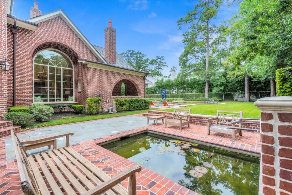 The relaxing koi pond.