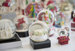 Smiley – snowglobe collection