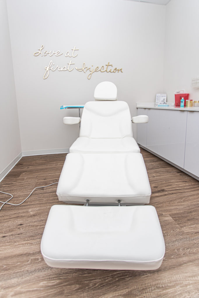 A treatment room in Vitalyc's Park Cities location. 