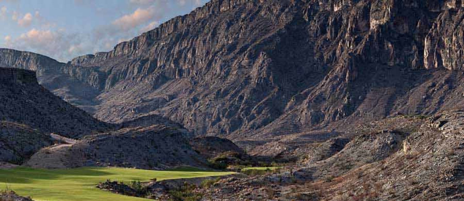 Black Jack’s Crossing golf course in Lajitas is a luxe ‘private’ flight away thanks to a special golf package offered by JSX Air.