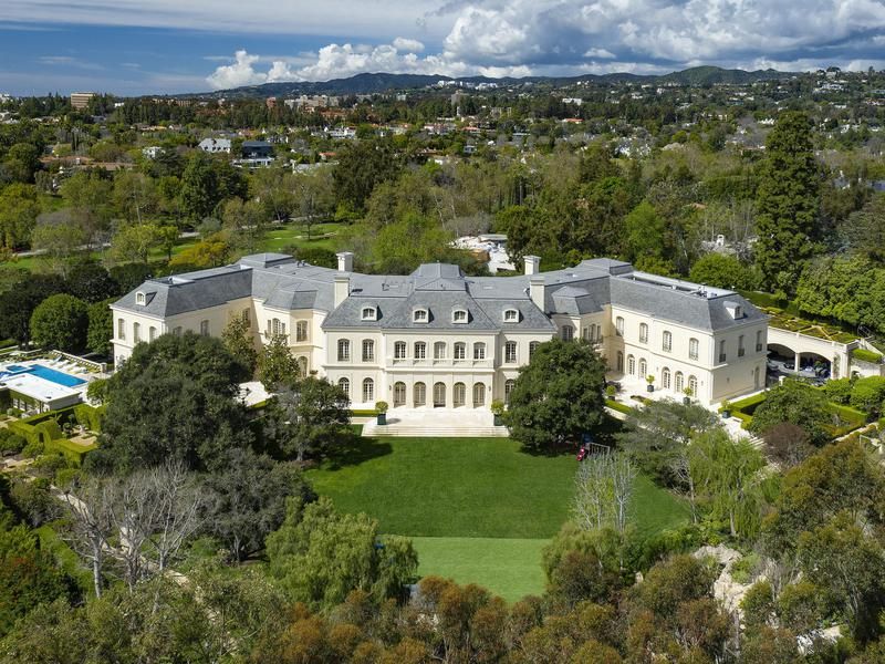 $160 mansion in Los Angeles