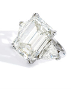 Diamond Ring, 21.26 carats, L color, SI1 clarity