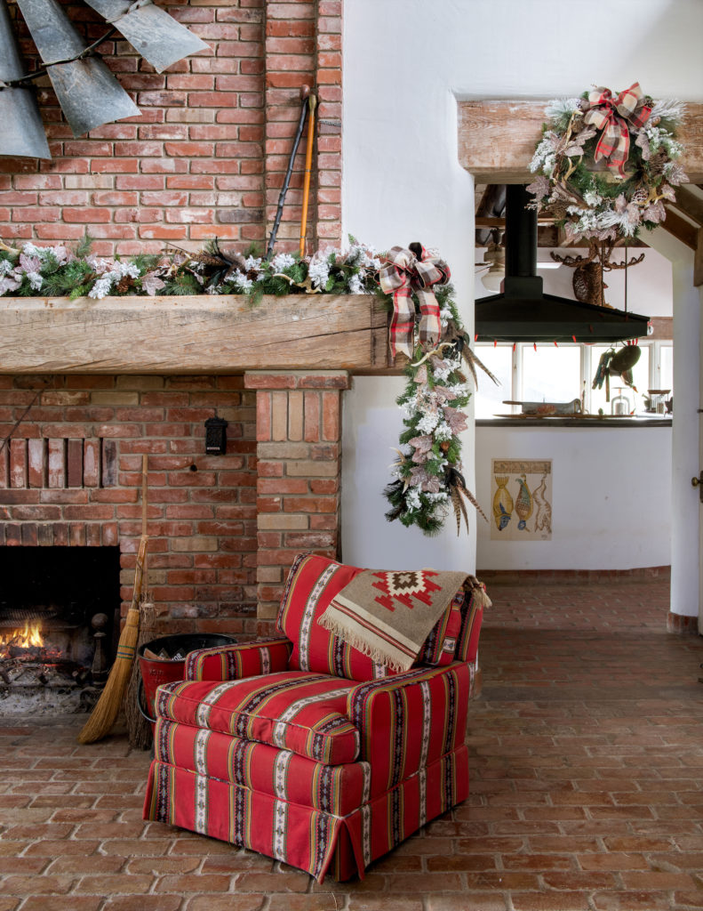 Inspired by her chair's Navajo blanket, the team decided to outfit Dowd's great room with the Telluride collection. (Photo by Costa Christ Media)