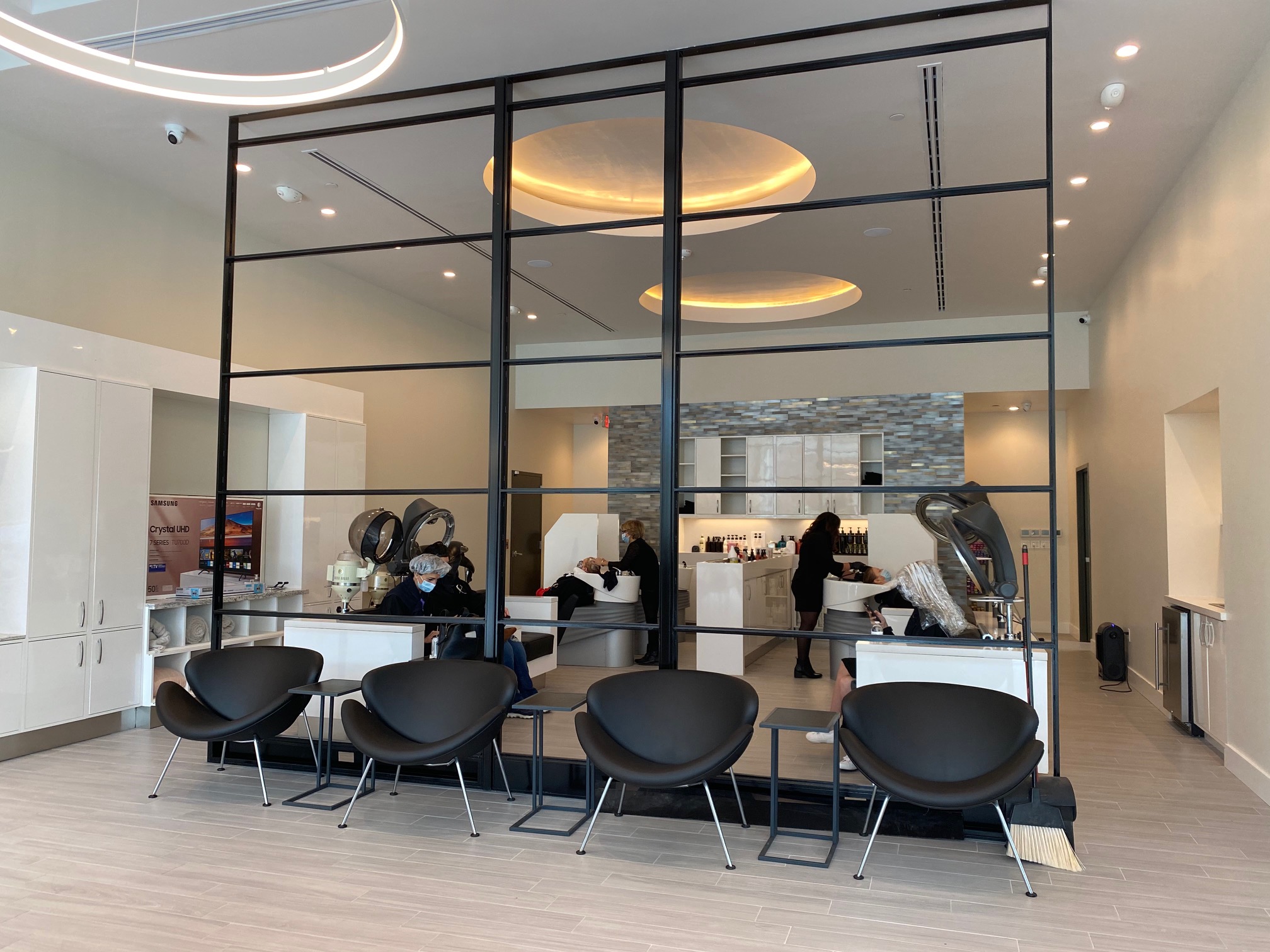 Famed Hairstylist Moves Into New Houston Studio Overlooking Levy Park