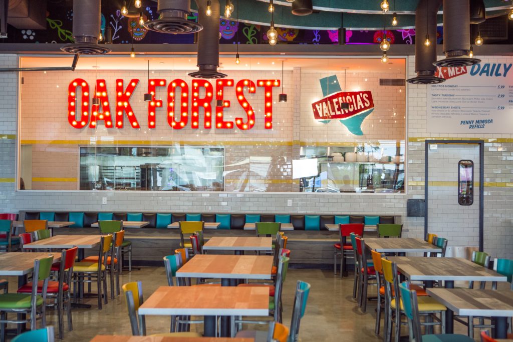 Located in Oak Forest at 2009 West 34th Street, the eatery faces the siblings’ alma mater, Waltrip High School.