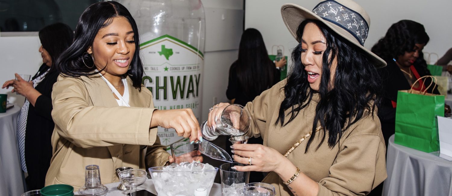 Cocktail enthusiasts learned how to make four specialty beverages: the Pineapple Express, Herijuana, Purple Haze, and a Chocolate Martini. (Photo by Julian Cavazos)